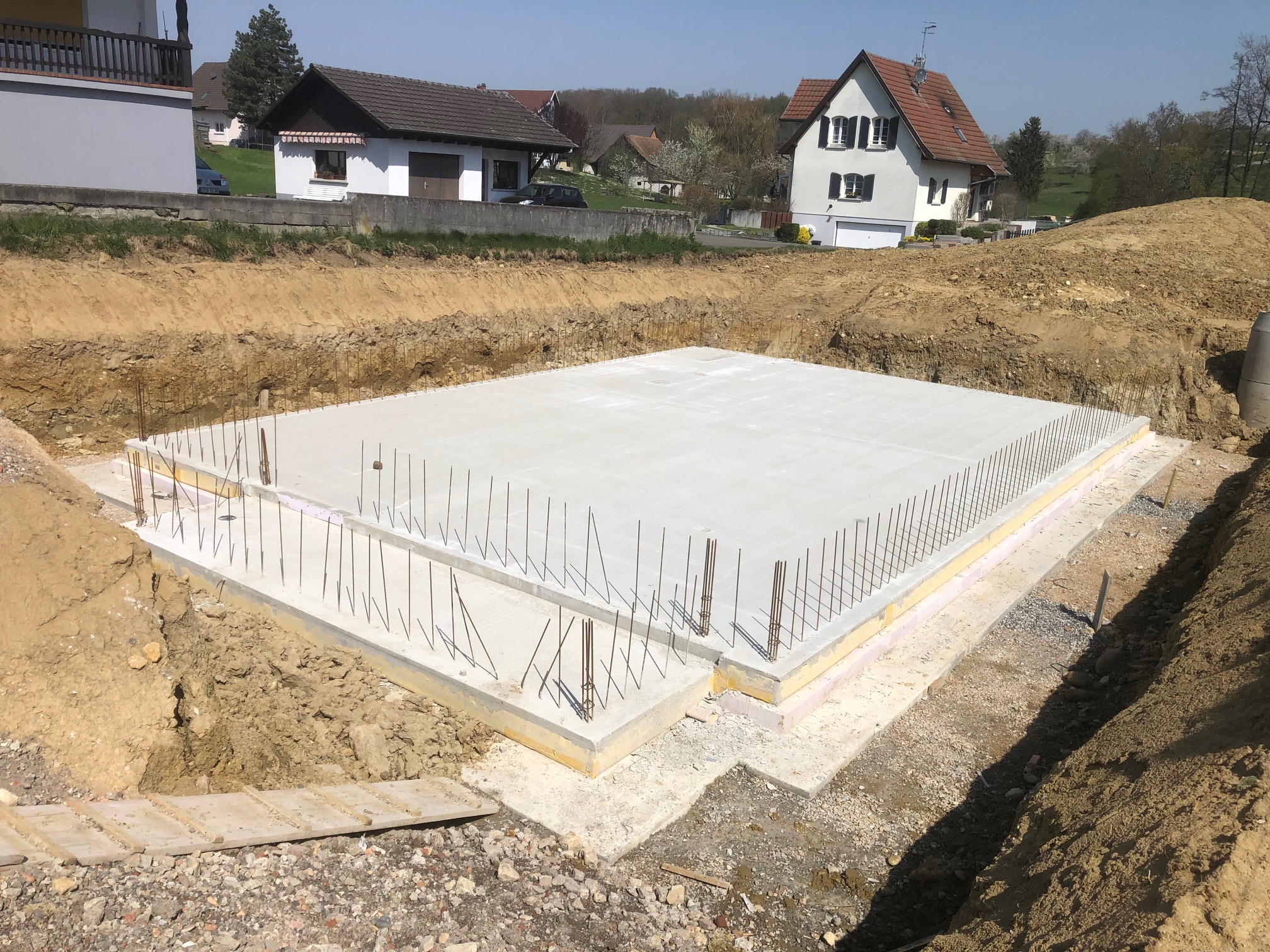 Réalisation d’un radier isolé pour construction d’une maison basse consommation à Knoeringue proche Hésingue