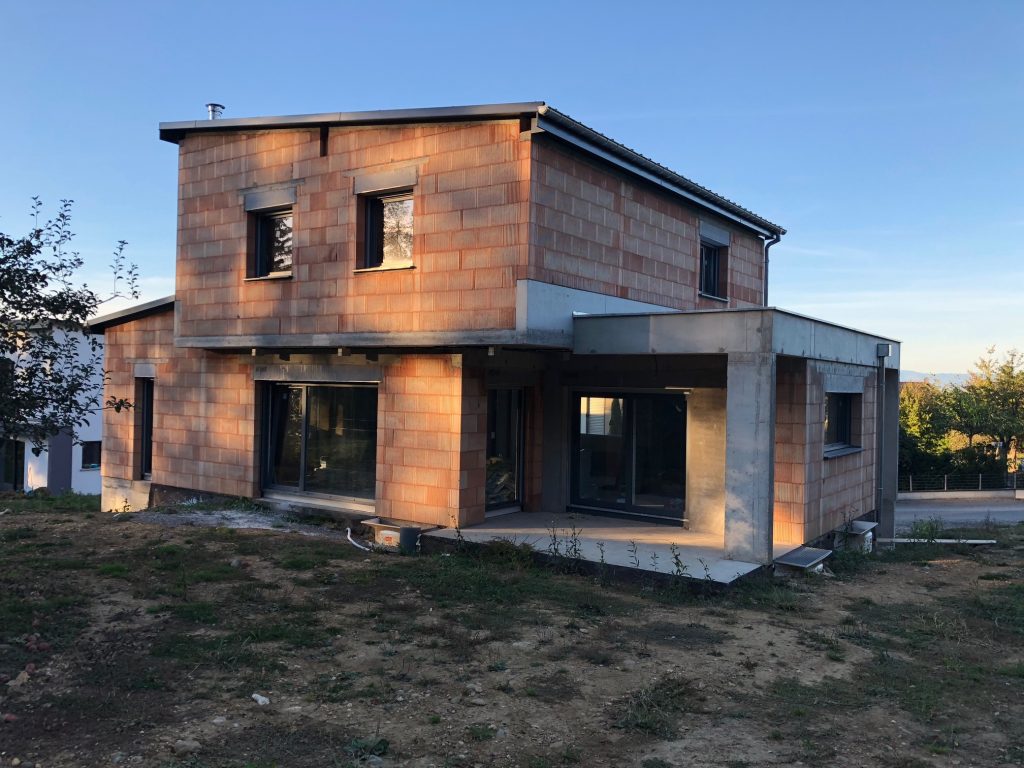 Construction d&rsquo;une maison d&rsquo;habitation en béton armé et briques à Neuwiller proche de Hégenheim
