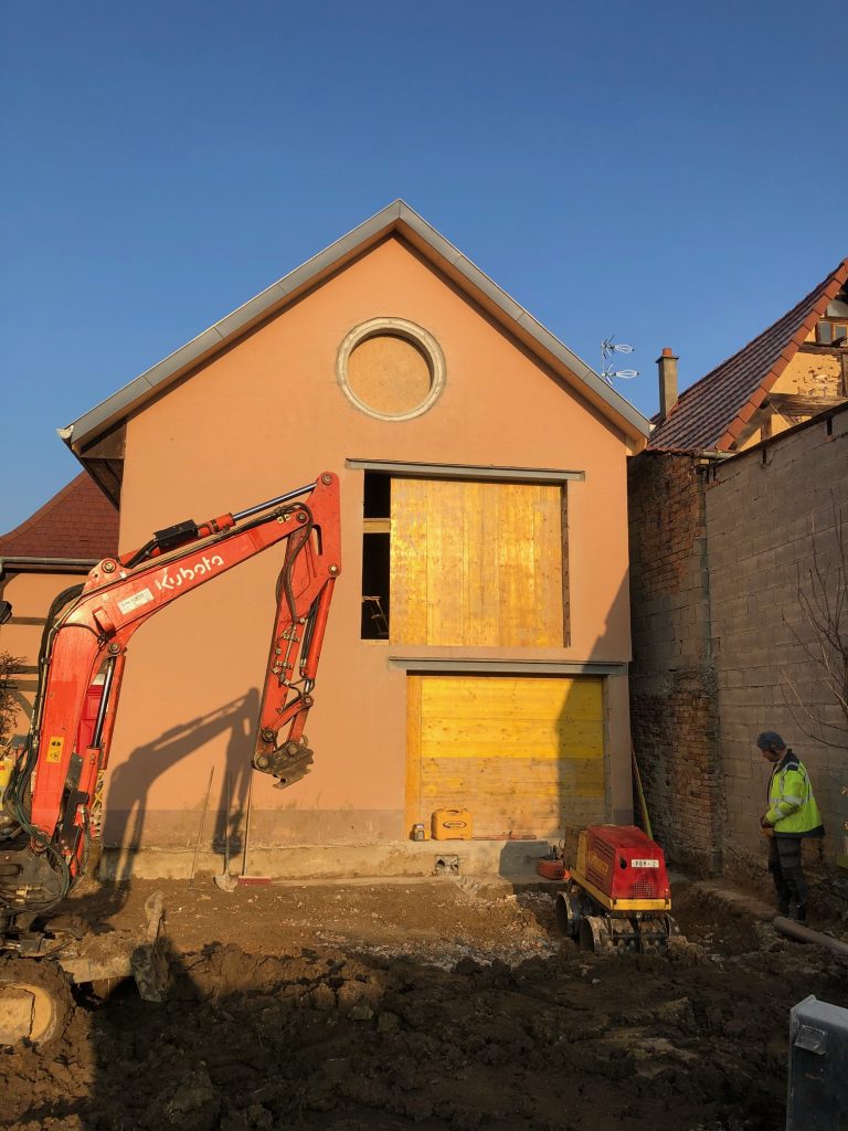 Création d&rsquo;ouvertures dans mur de façade à Hésingue proche de Saint-Louis